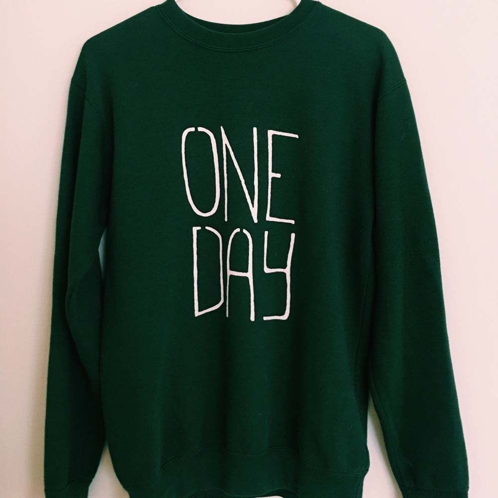 One Day Company Barcelona/ green sweatshirt